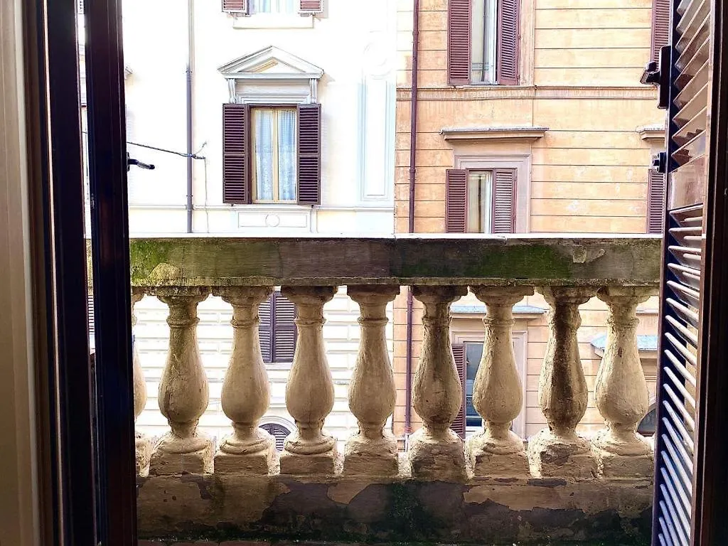 Traditional Style In The City Center Rom